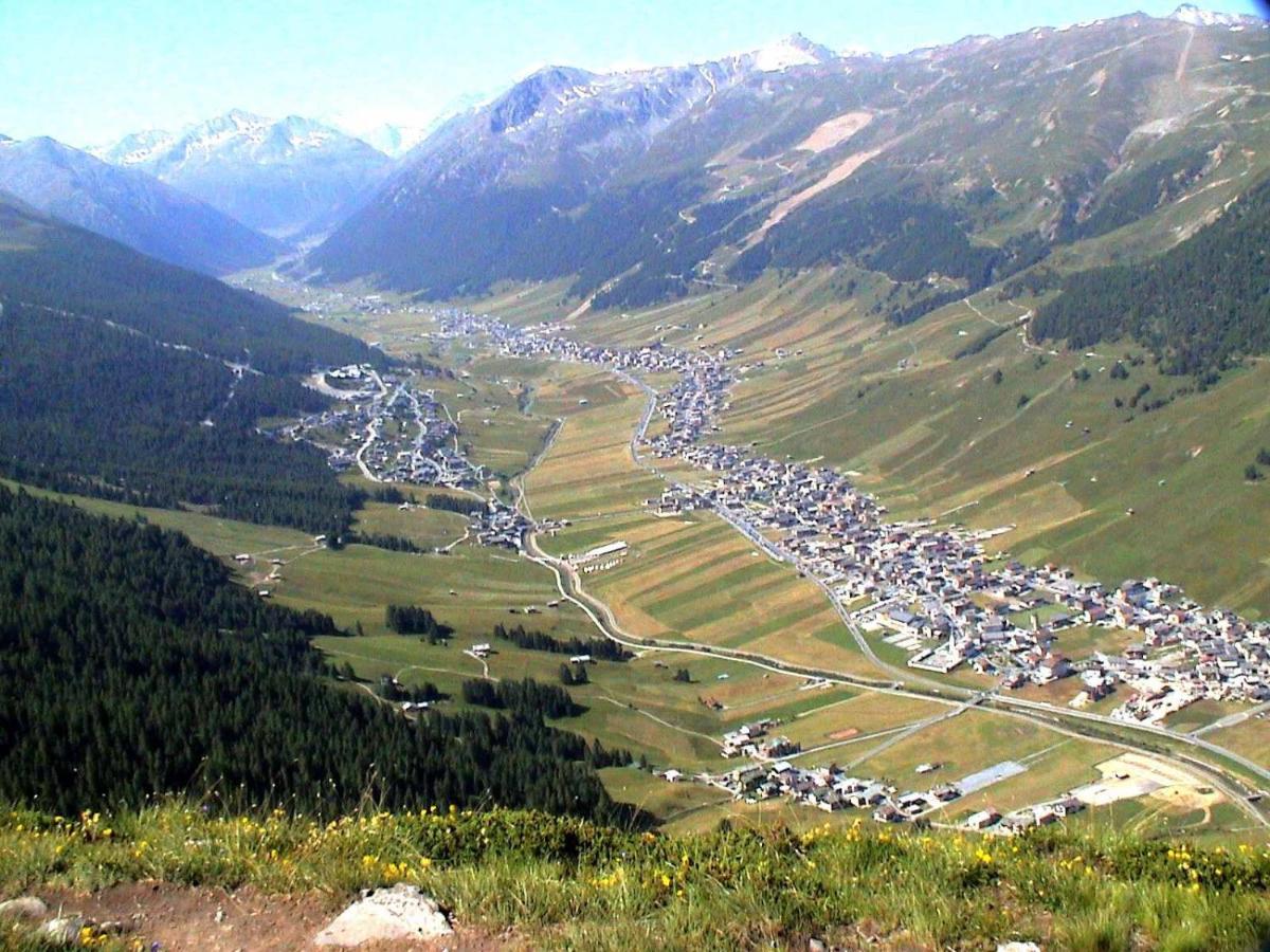 Baita Campacc Vago Apartamento Livigno Exterior foto