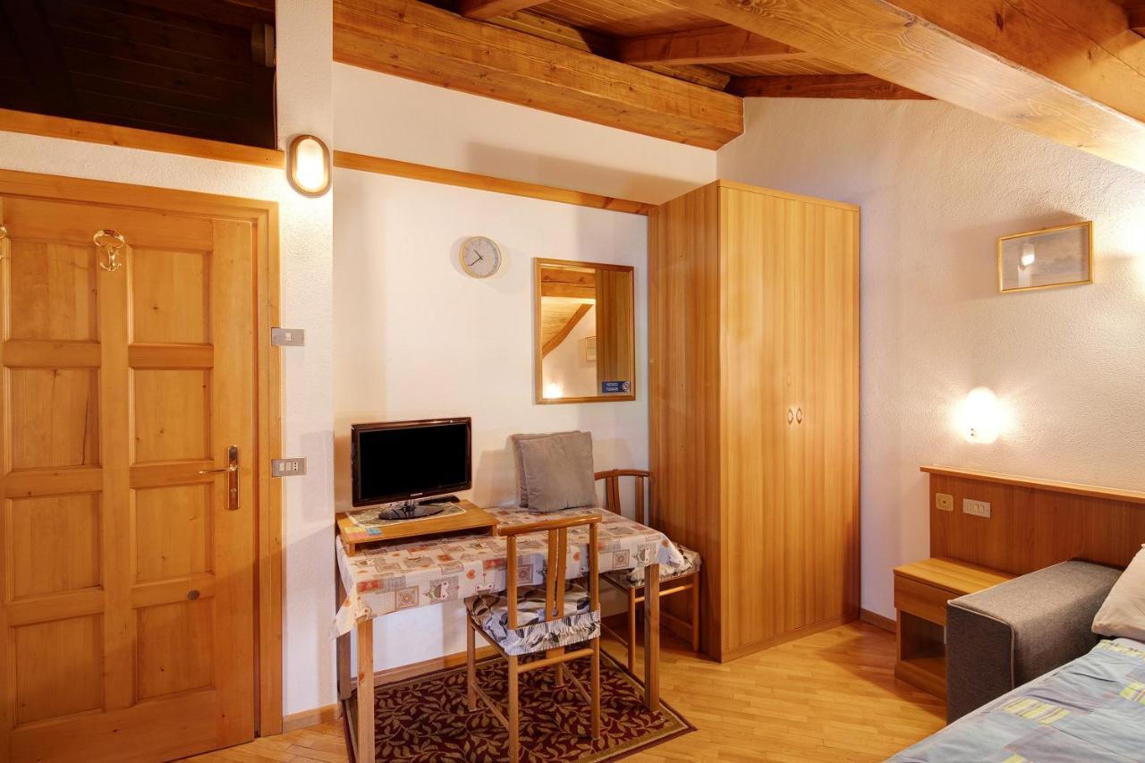 Baita Campacc Vago Apartamento Livigno Exterior foto